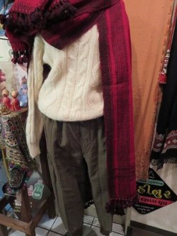 画像4: カッチ　desi wool　大判　茜染ショール（I-KBJSLAZL)