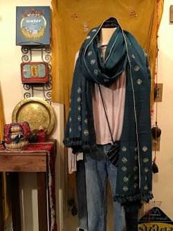 画像1: kutch shibori indigo shawl(IN-KUSHI)