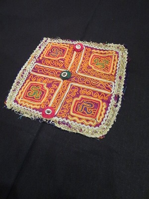 画像3: vintage kutch 刺繍　fabric(IN-KUTC-PATCH)